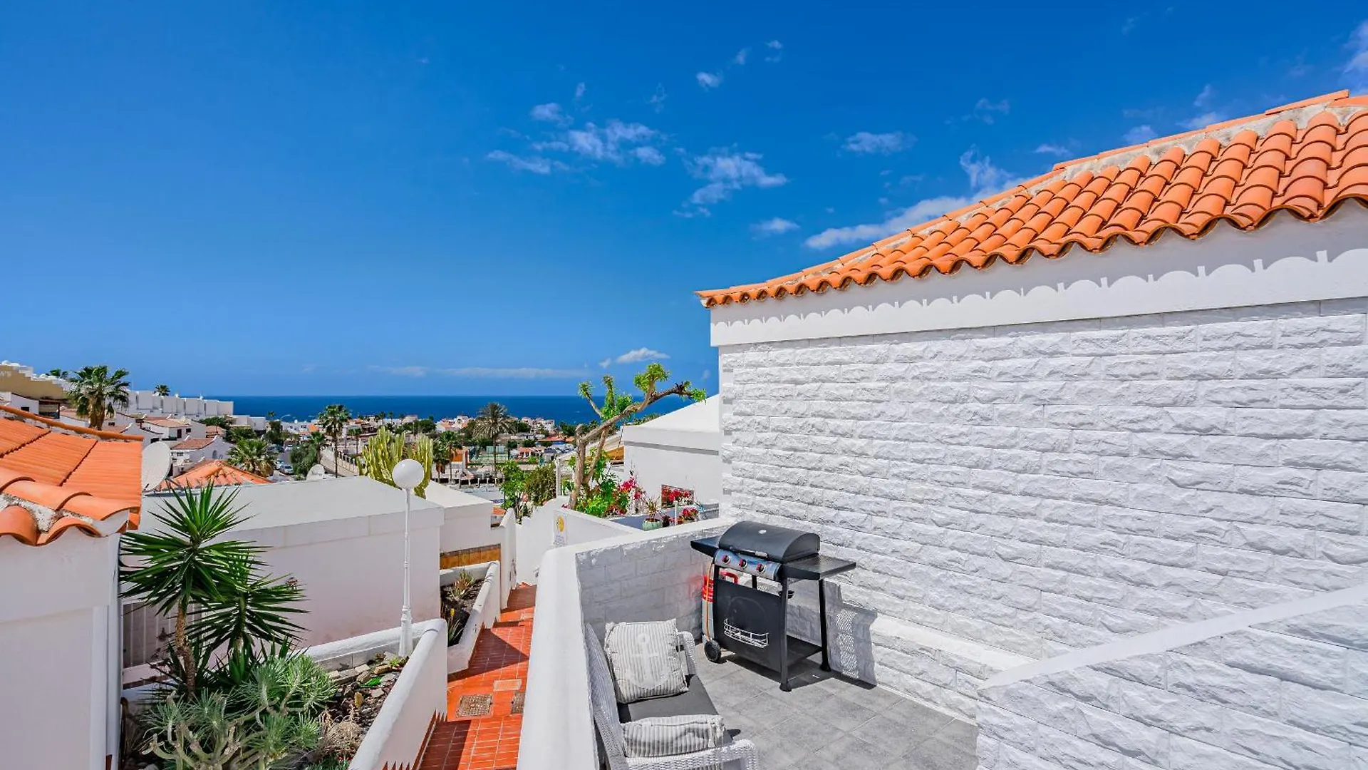 Buenavista Romantic Bungalow In Costa Adeje